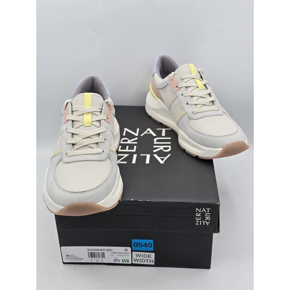 Naturalizer Blossom Women's Sneakers NIB Sz 8.5 W Wide- Mist‎ Grey